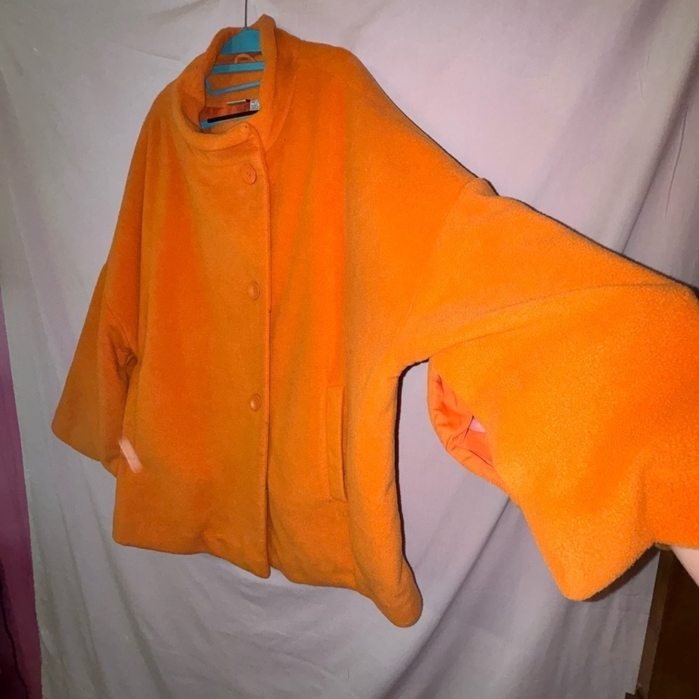 Plus Size Newport News Vibrant Orange Women's Poncho - Picture 2 of 15